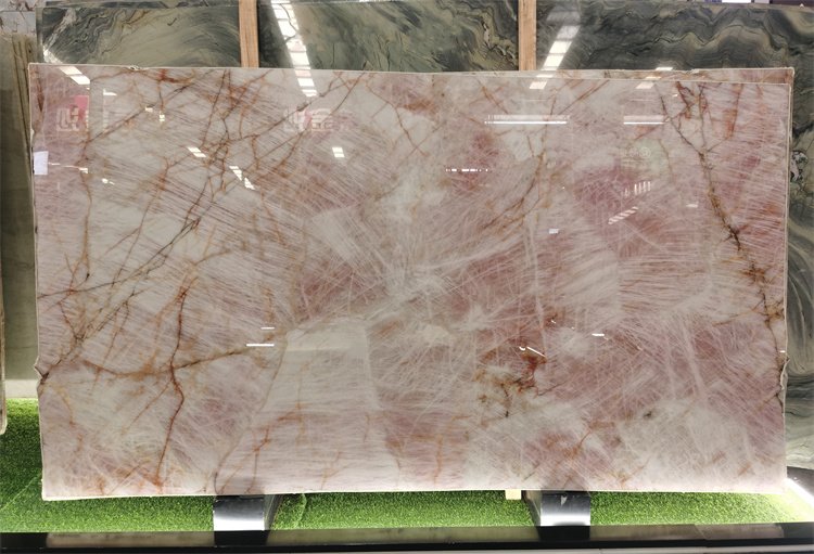 Pink Lady Lumix Quartzite