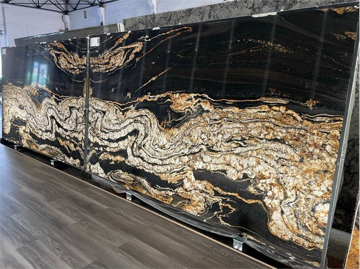 Fusion Dark Quartzite